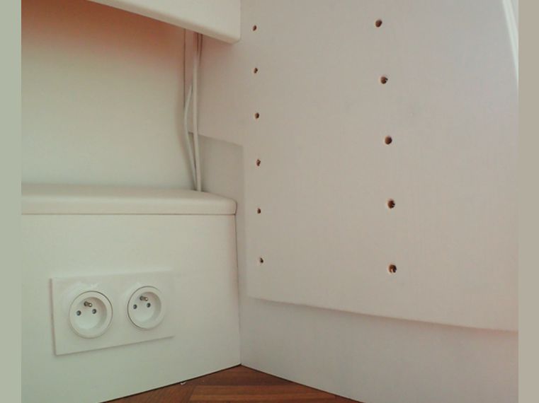 Le bureau est réglable sur une grande hauteur permettant un usage vraiment durable